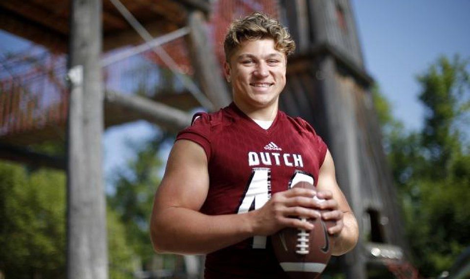 Owen Ostroski, Holland Hall